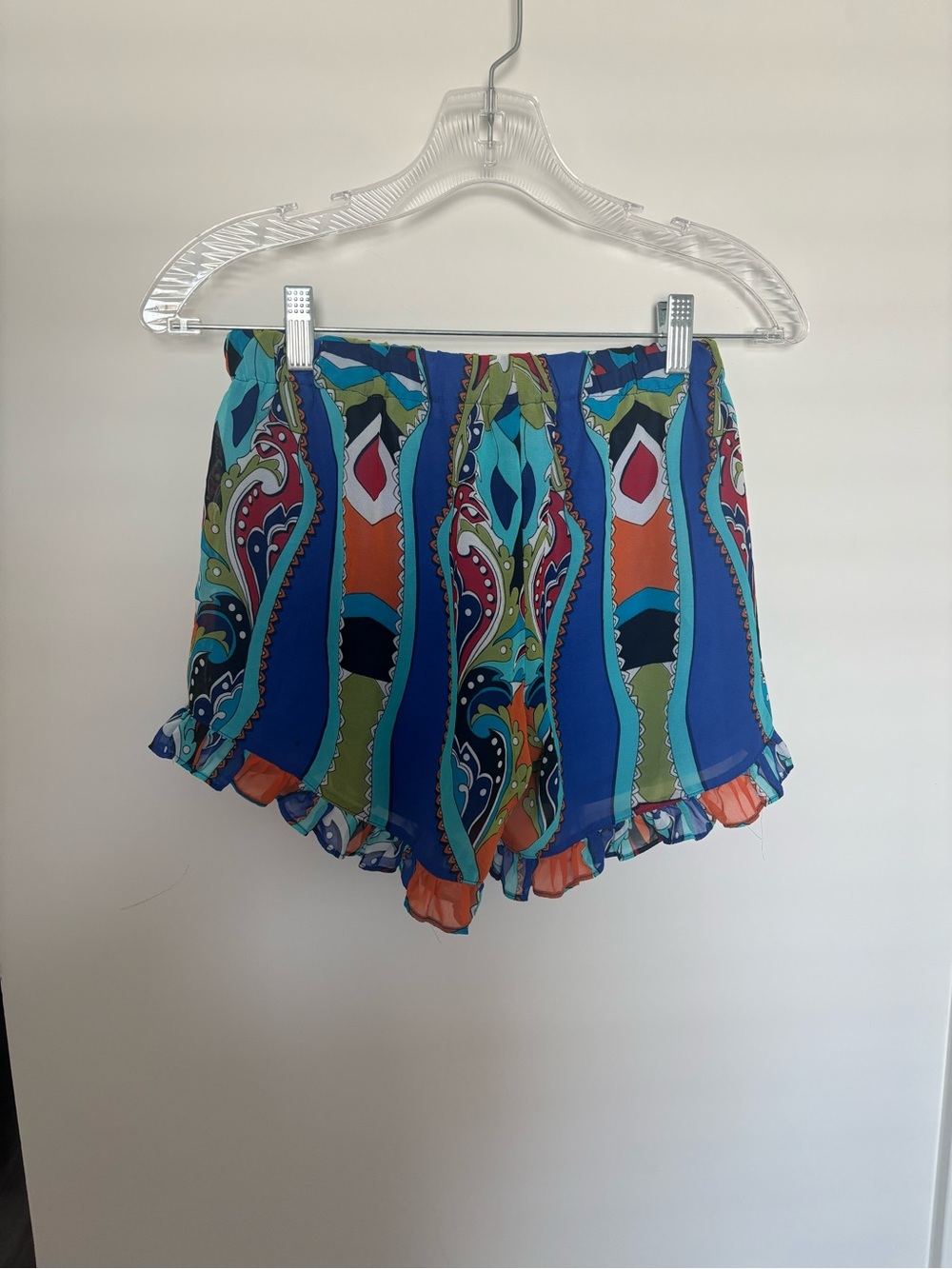 Vibrant Blue Retro Multi Paisley Ruffle Hem Women's Shorts